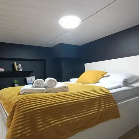 Droinvest Zarembowicza Lotnisko Airport - Fv Apartmán