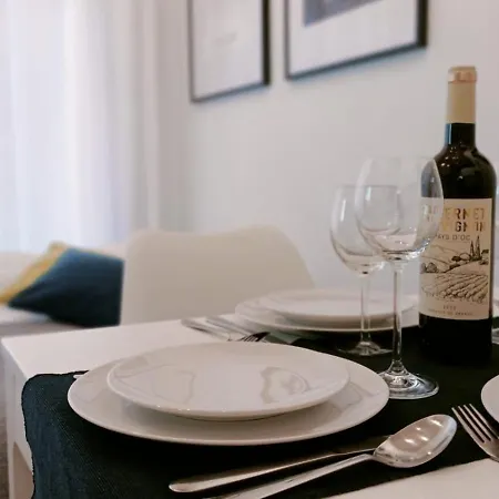 Droinvest Zarembowicza Lotnisko Airport - Fv Вроцлав